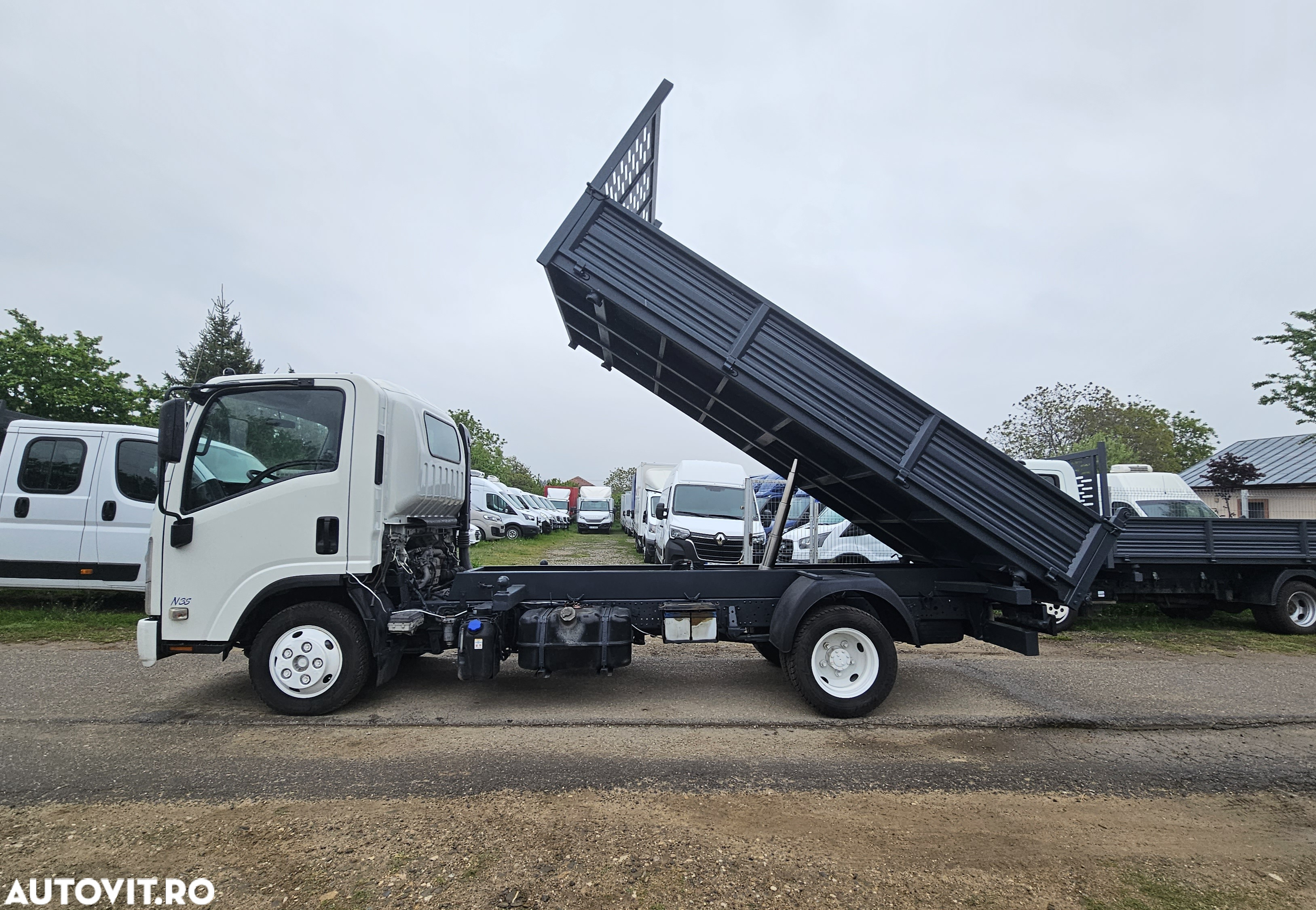 Isuzu Basculabila - 2