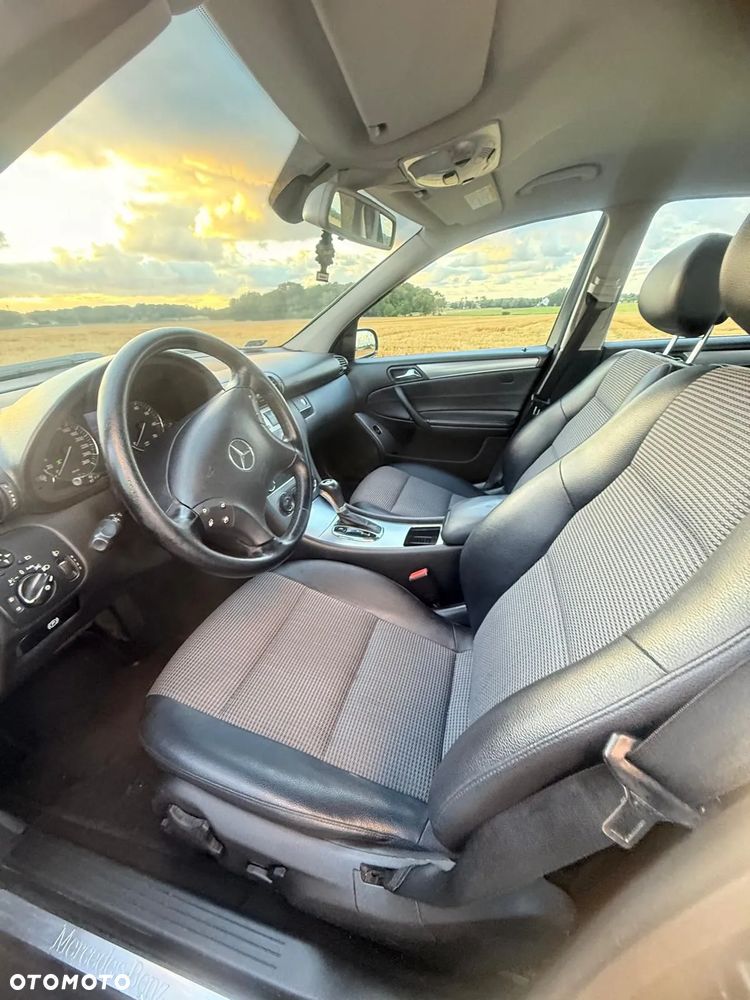 Mercedes-Benz Klasa C 180 Kompressor Automatik Avantgarde - 14