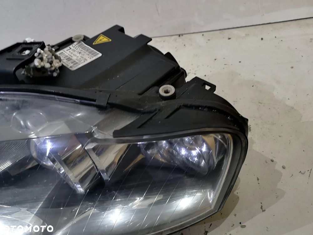 Lampa Lewa Audi A4 8E0 B7 Xenon Nie Skrętny Lampa Przód  Przednia - 4