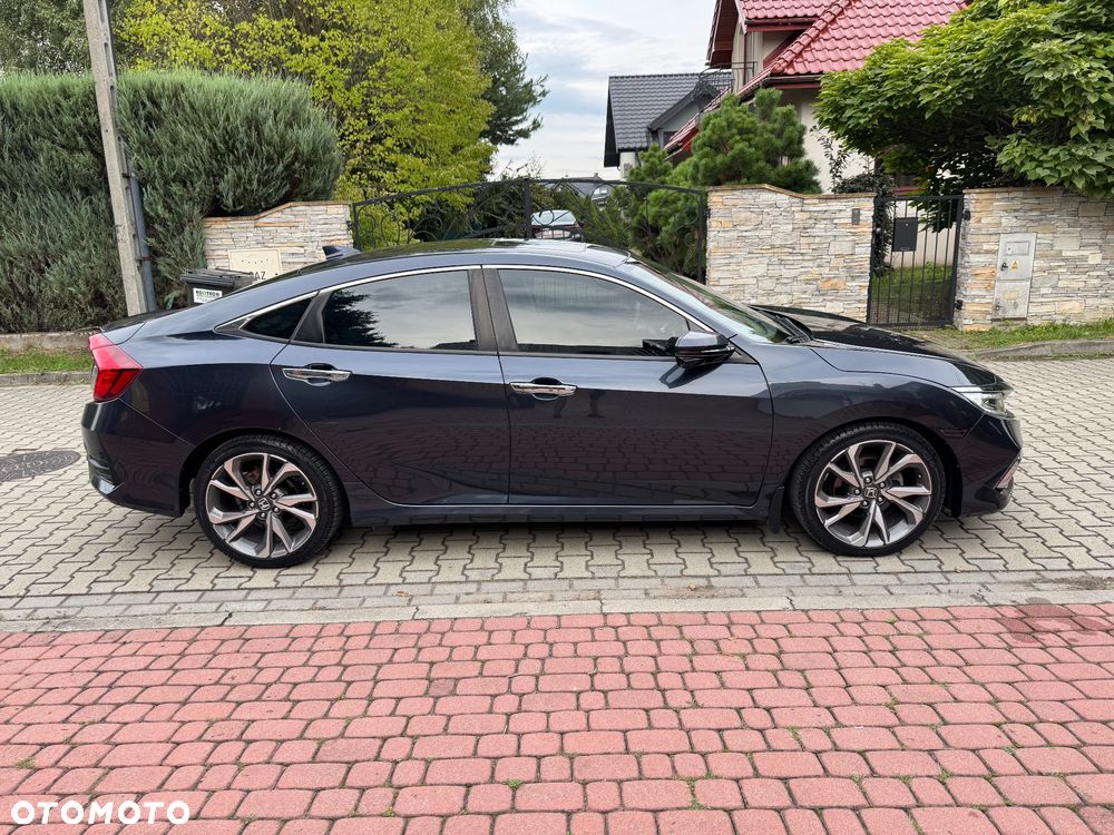 Honda Civic 1.5 i-VTEC Turbo CVT Executive - 12