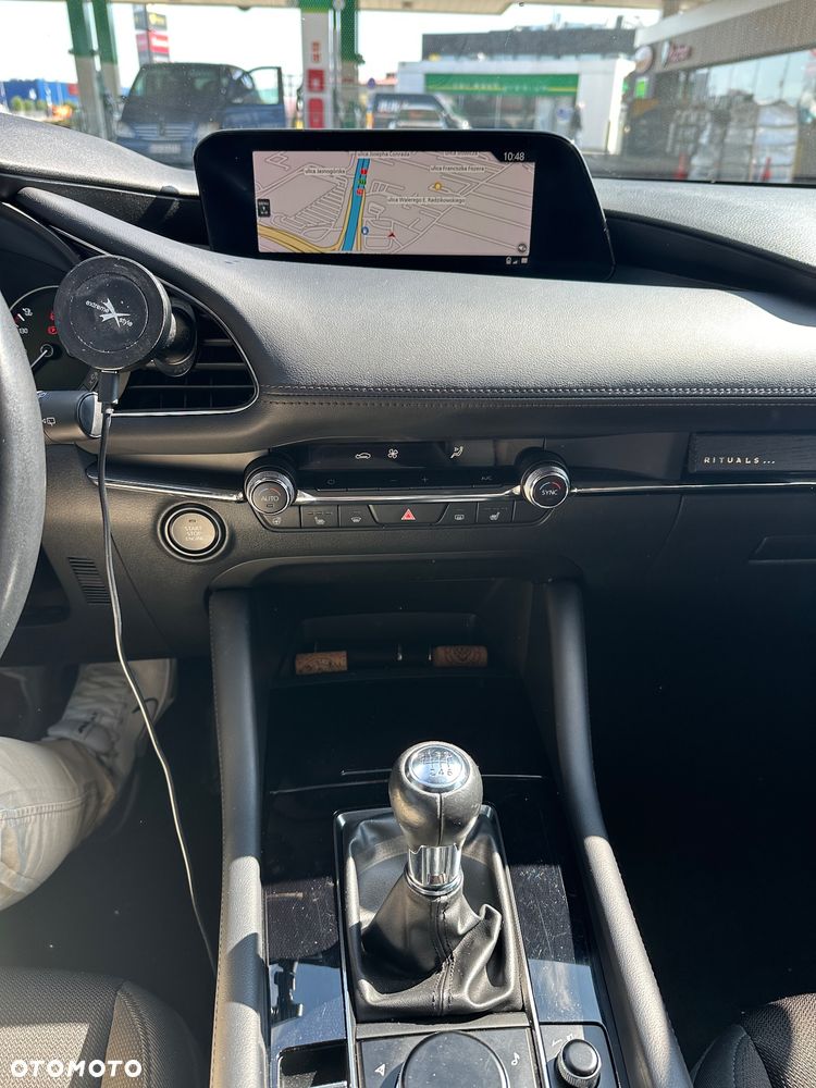 Mazda 3 e-SKYACTIV-G 2.0 M HYBRID - 2