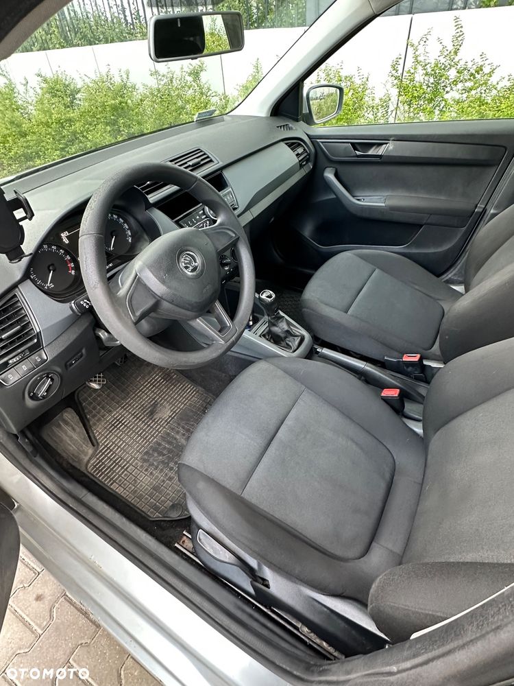 Skoda Fabia - 7