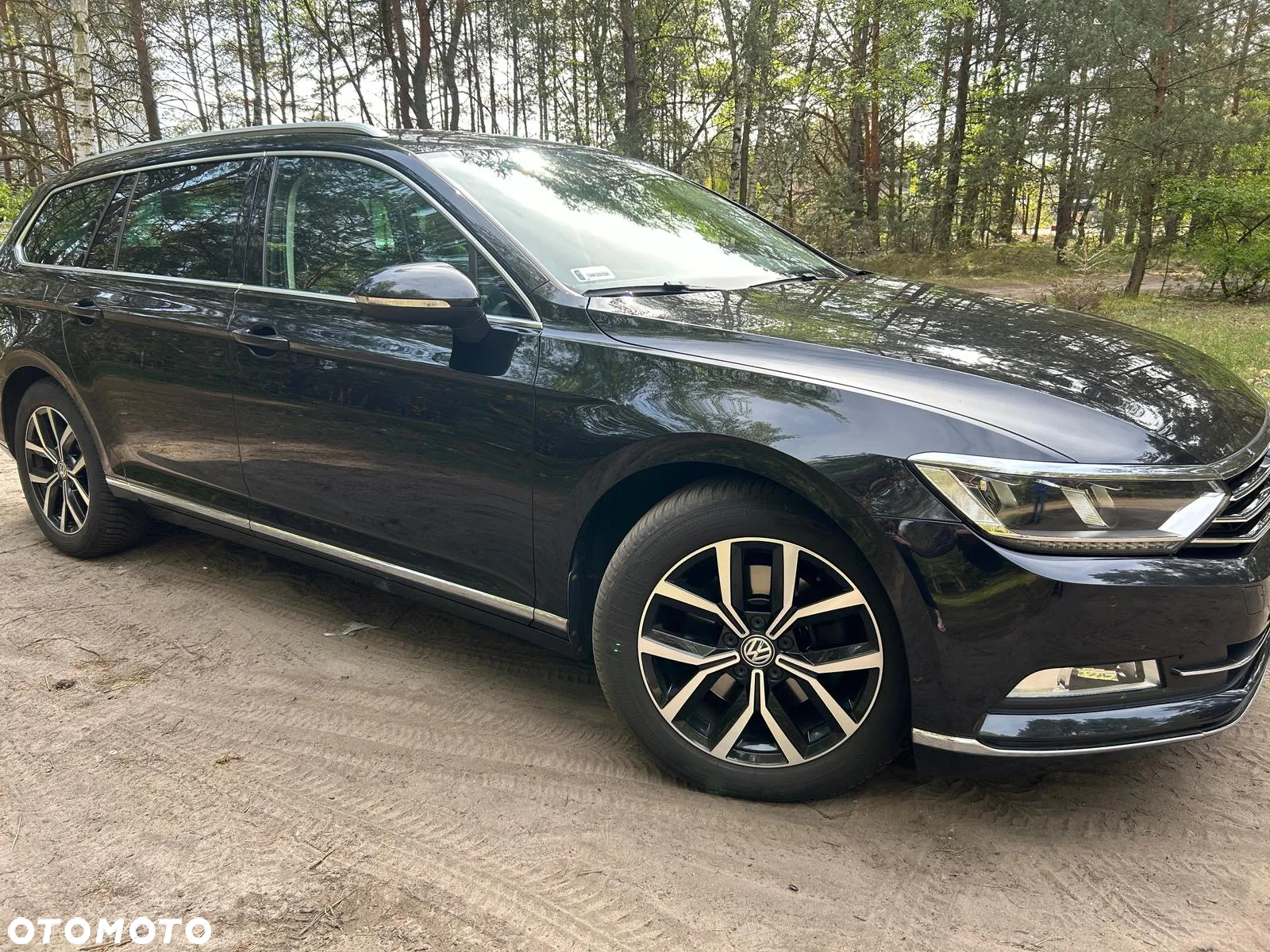Volkswagen Passat 2.0 TDI BMT Highline - 11