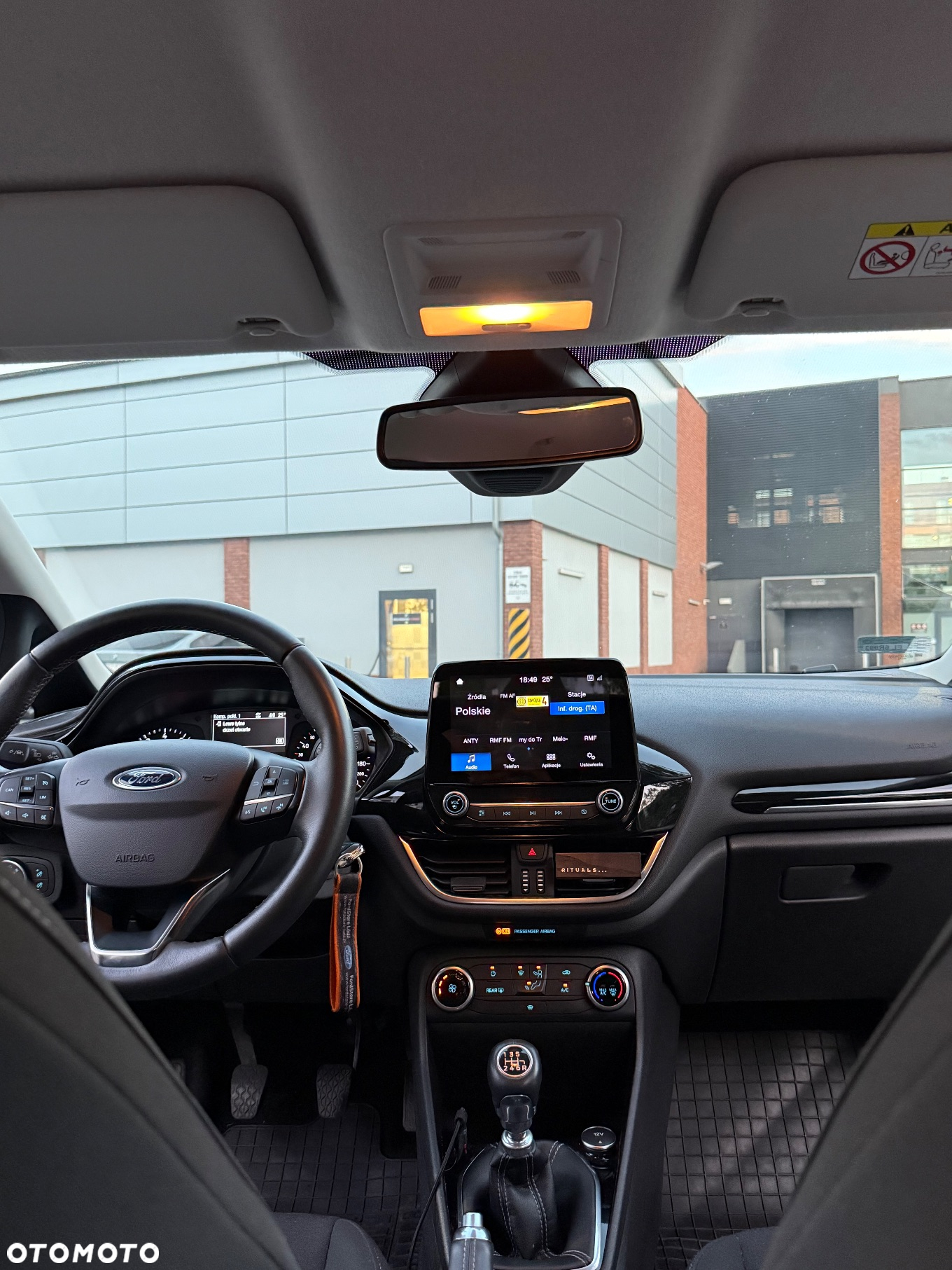 Ford Fiesta 1.0 EcoBoost SYNC Edition ASS - 8