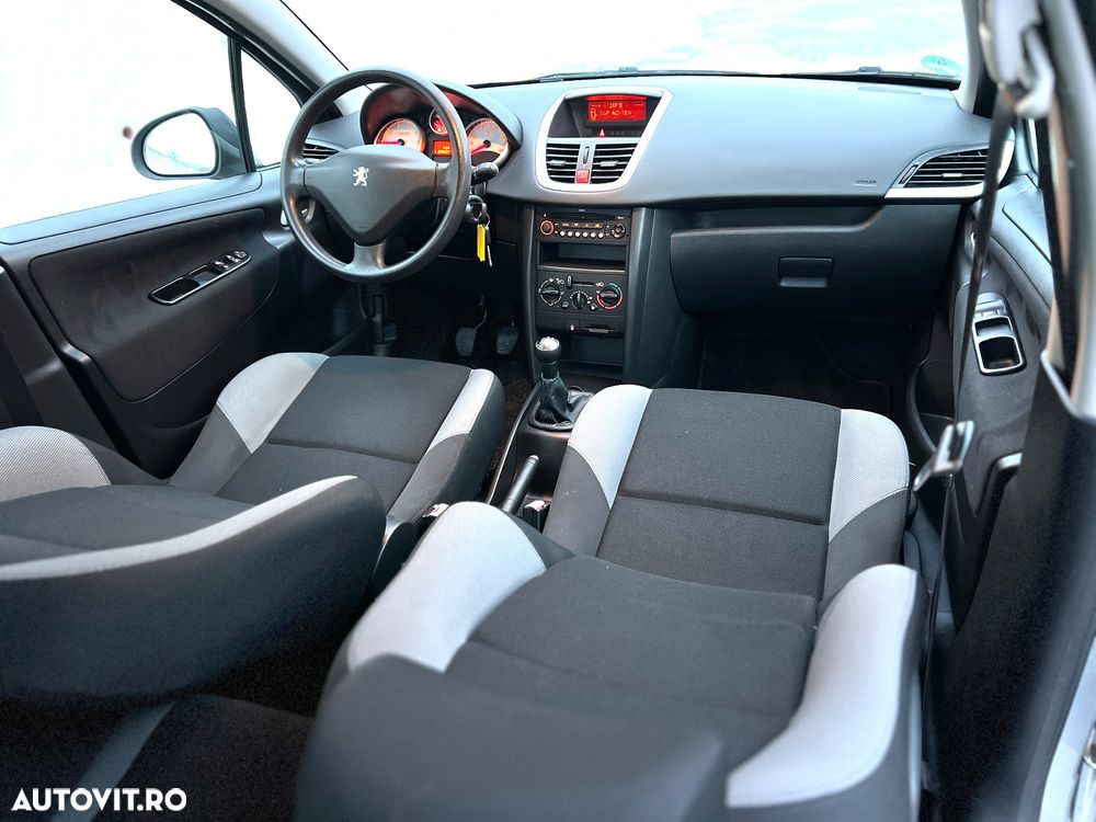 Peugeot 207 95 VTi Urban Move - 8