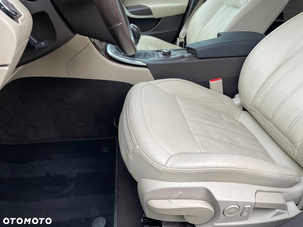 Opel Insignia 2.0 CDTI Design Edition - 16