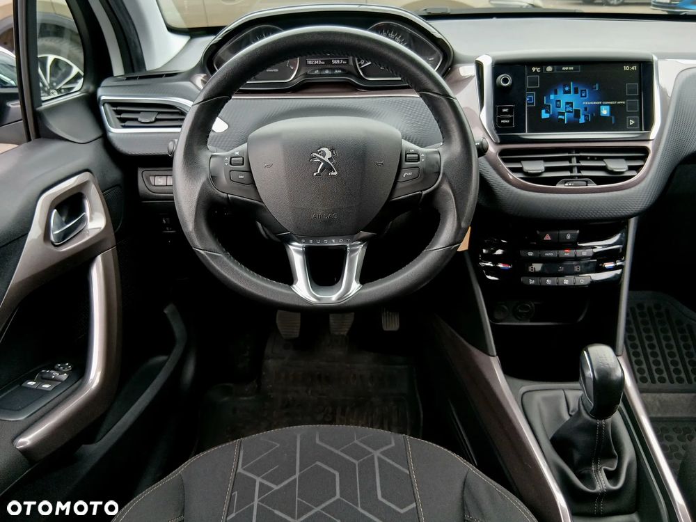 Peugeot 2008 1.6 VTi Style - 5