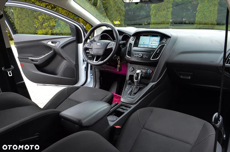 Ford Focus 1.0 EcoBoost Active X - 33