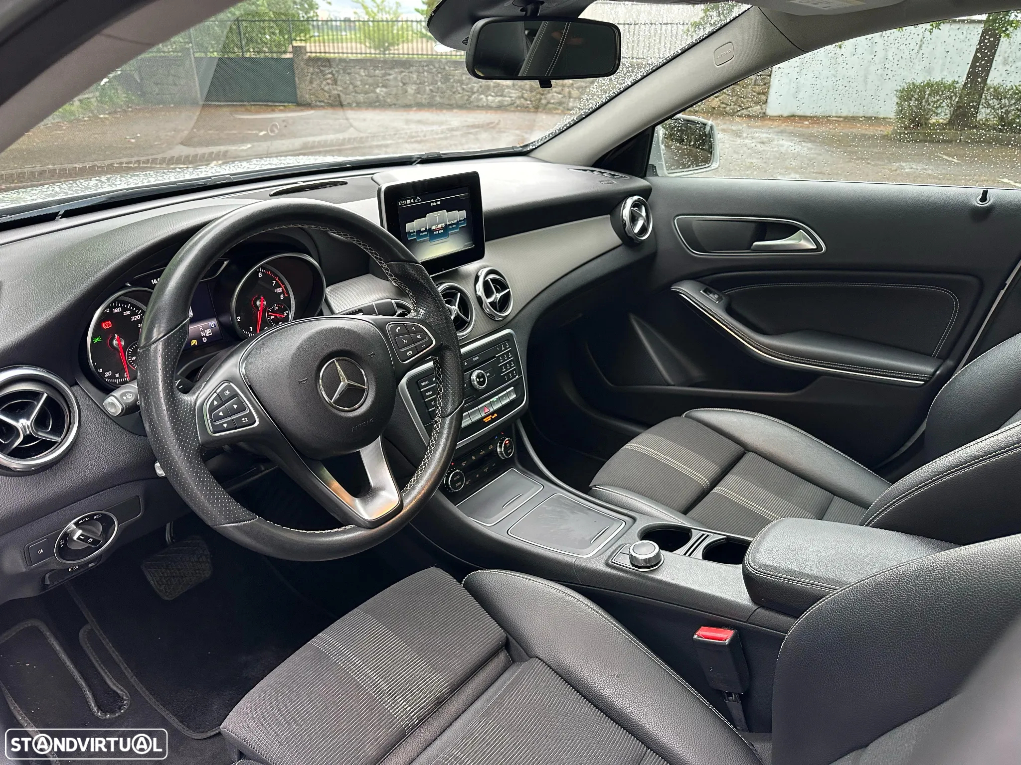 Mercedes-Benz GLA 220 4Matic 8G-DCT Special Edition - 8