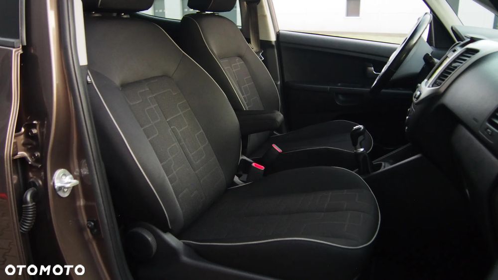 Kia Venga 1.6 CVVT Dream Team Edition - 21