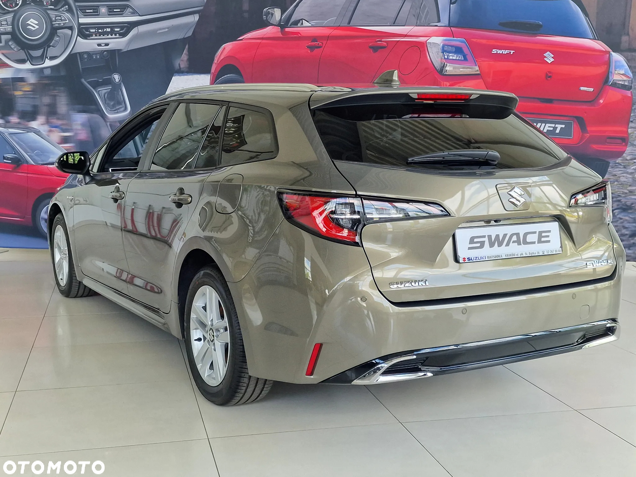 Suzuki Swace 1.8 Hybrid Premium Plus CVT - 4