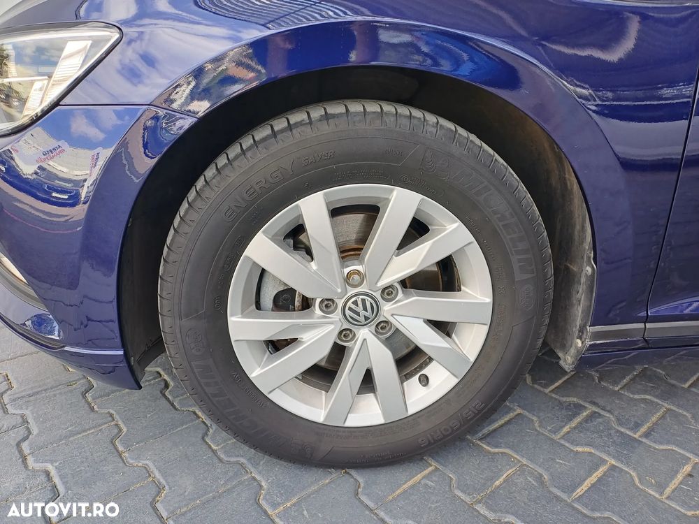 Volkswagen Passat - 5