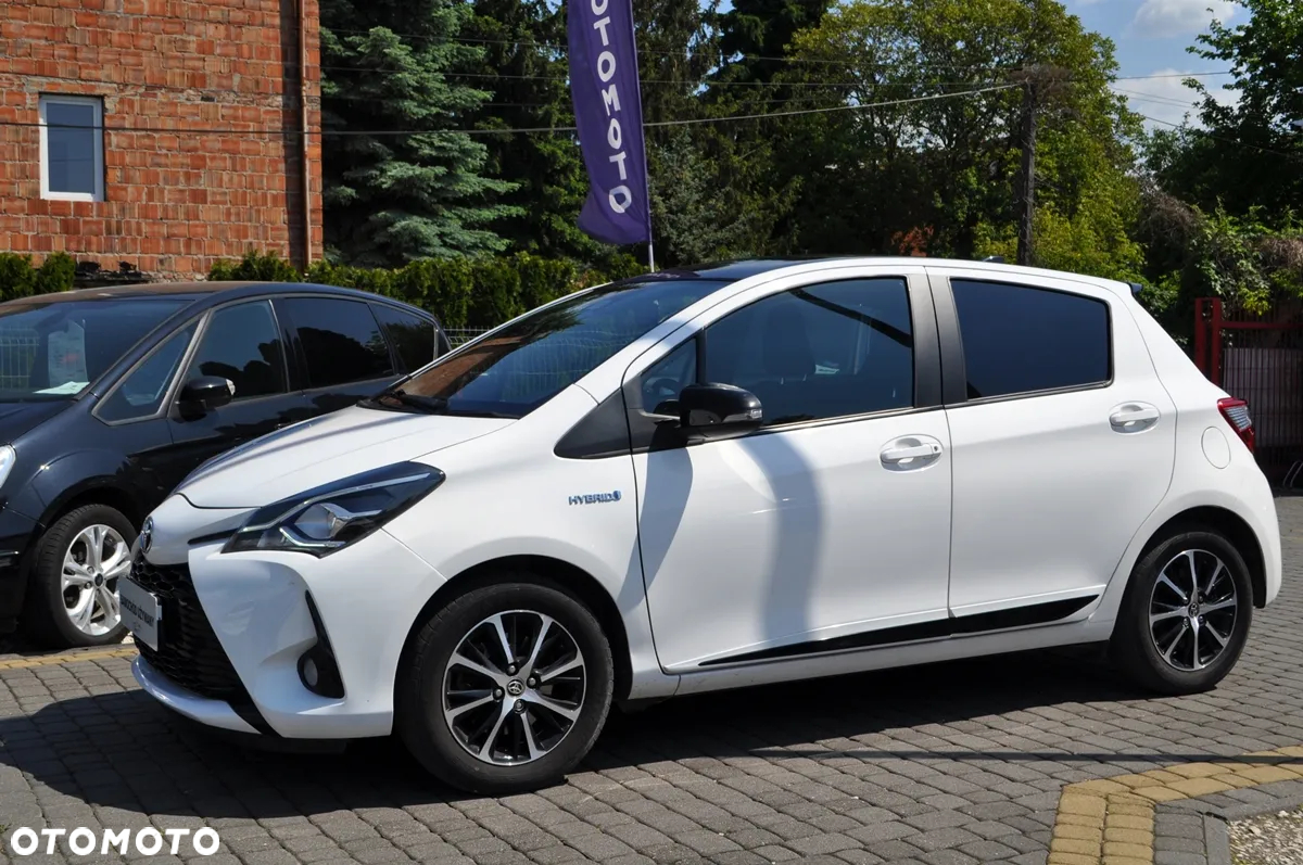 Toyota Yaris Hybrid 1.5 VVT-i Selection - 3