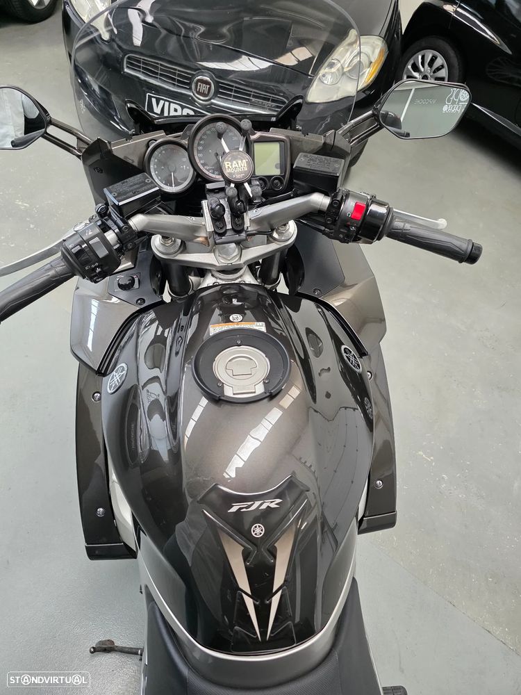 Yamaha FJR SPORT - 26