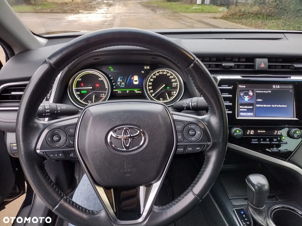Toyota Camry 2.5 Hybrid Comfort CVT - 32