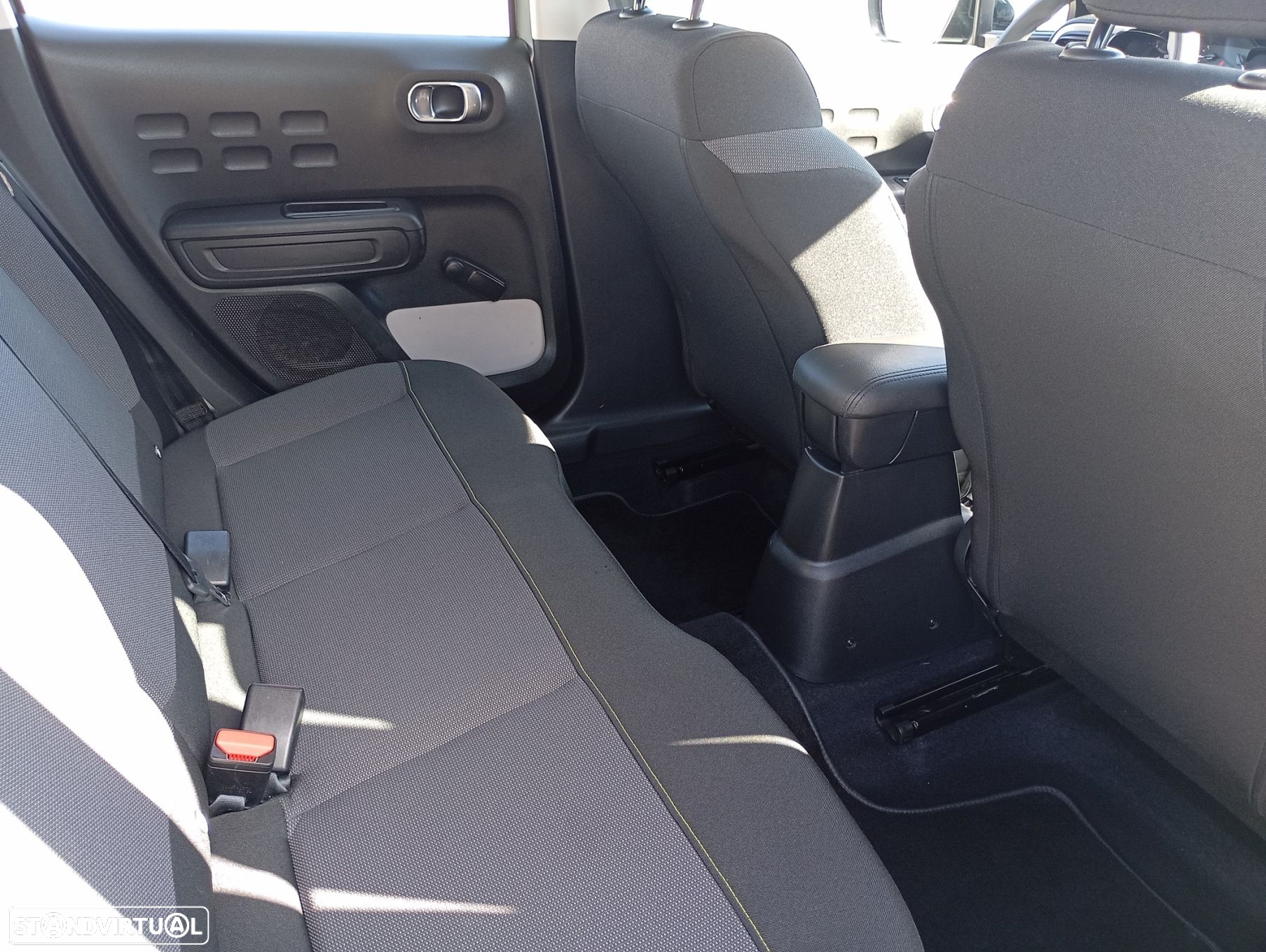 Citroën C3 1.5 BlueHDi Feel Pack - 13