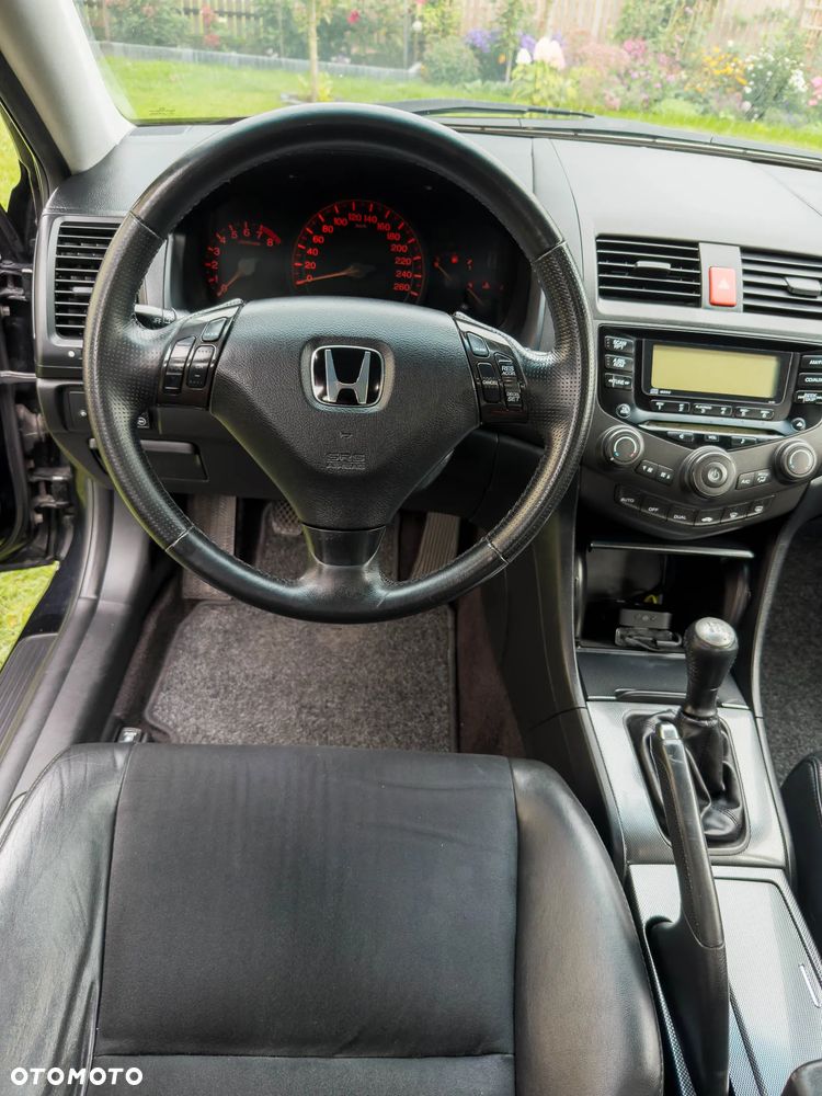 Honda Accord 2.4 TypeS - 19