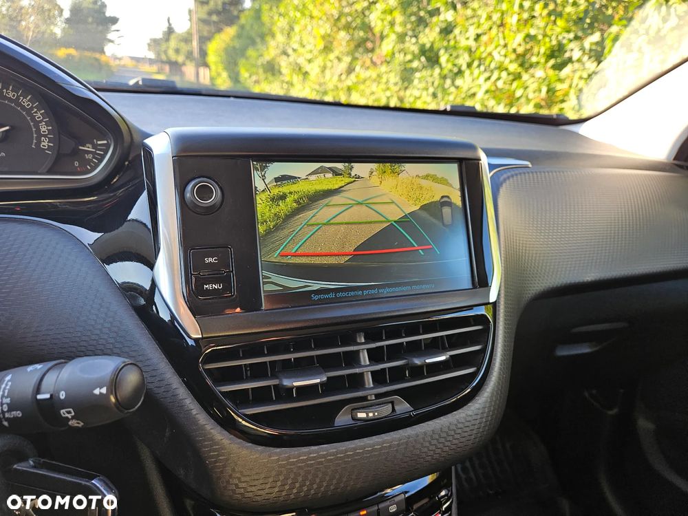 Peugeot 208 1.2 PureTech Allure S&S EAT6 - 14