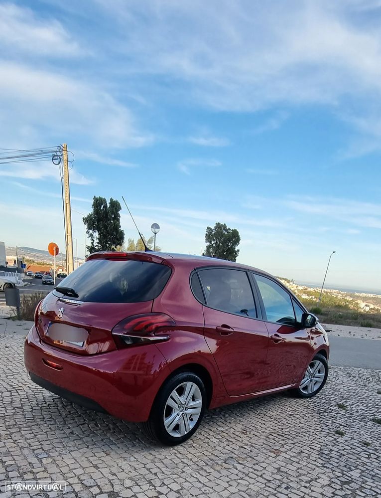 Peugeot 208 1.2 PureTech Style - 10