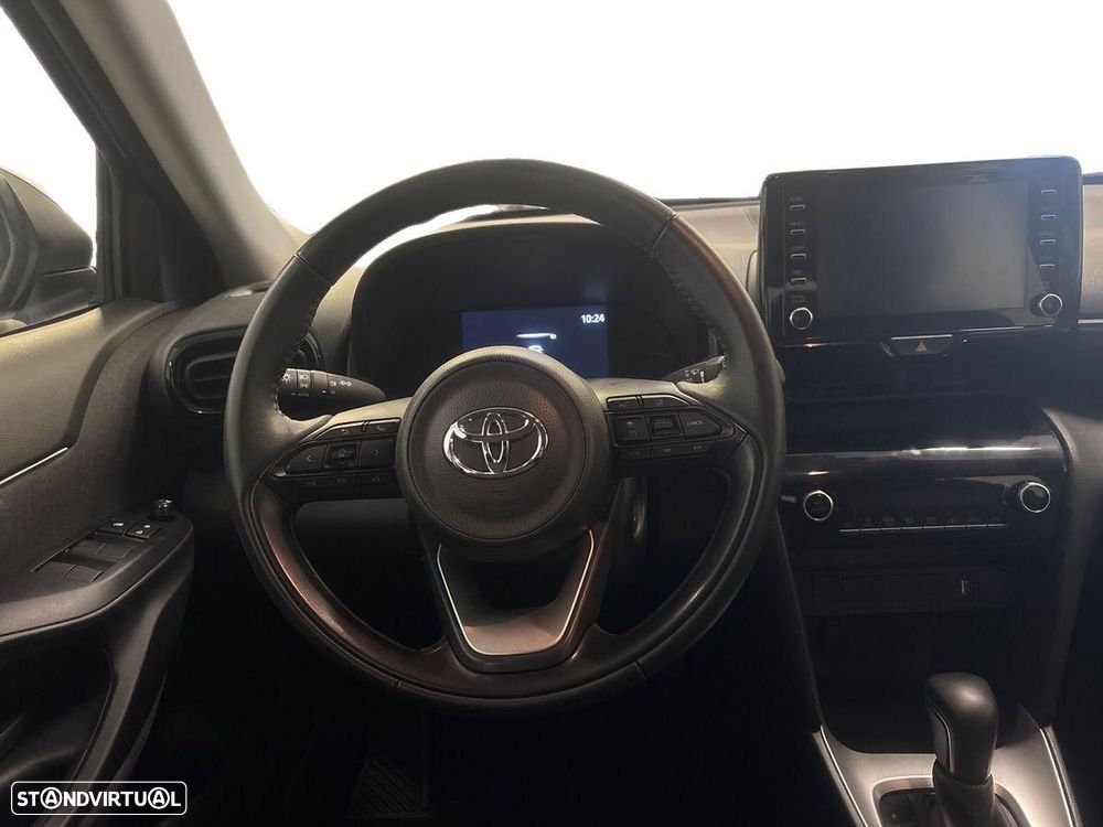 Toyota Yaris Cross 1.5 HDF Comfort Plus - 9