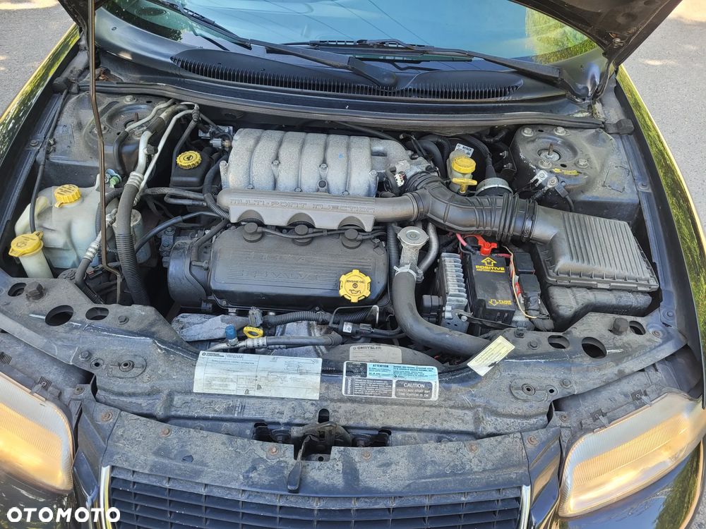 Chrysler Stratus LX 2.5 - 14
