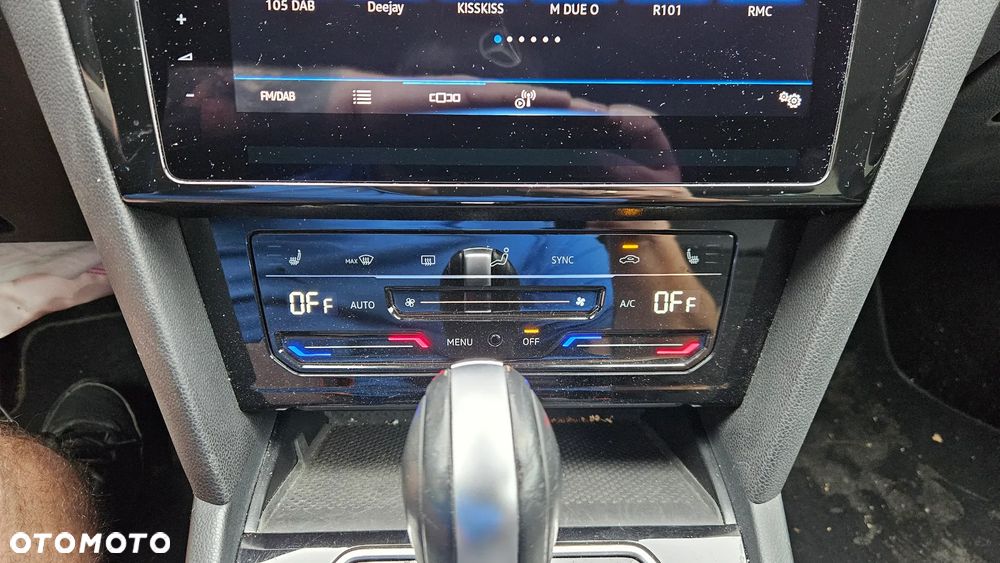 Volkswagen Passat 2.0 TDI SCR DSG Business - 33