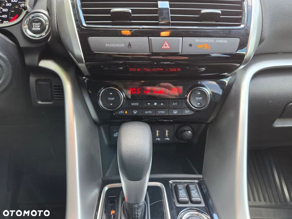 Mitsubishi Eclipse Cross 1.5 T GPF Instyle CVT 4WD - 16