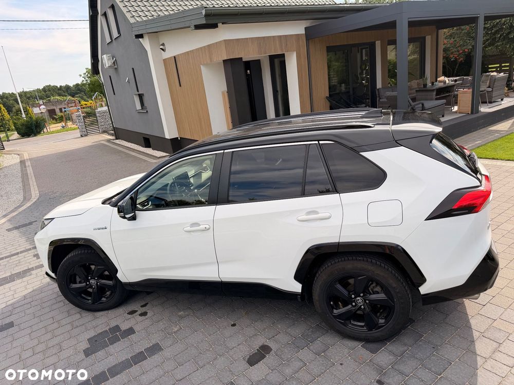 Toyota RAV4 - 4
