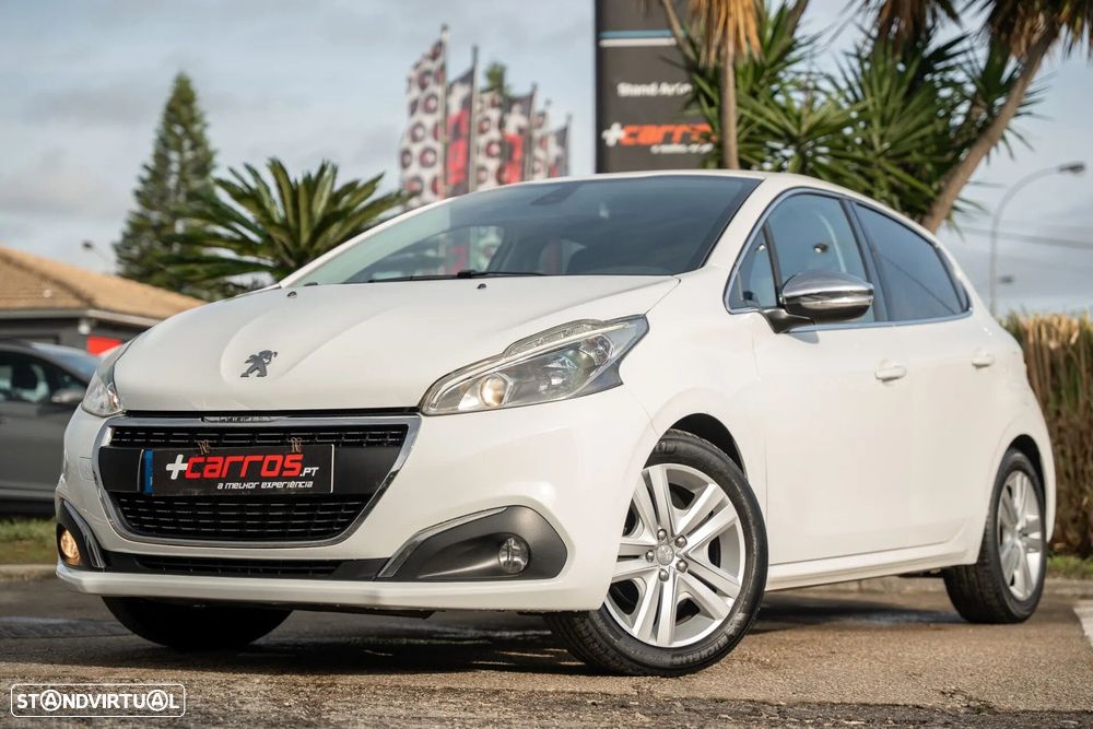 Peugeot 208 1.2 PureTech Allure - 5