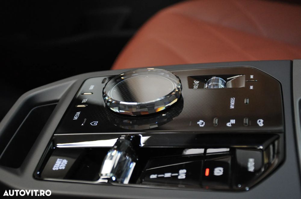 BMW iX xDrive60 - 34