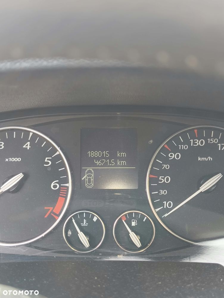 Renault Laguna - 3