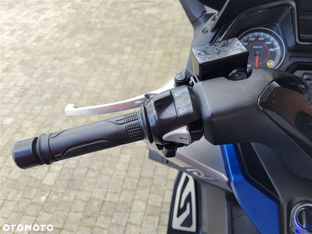 Honda NSS - 11
