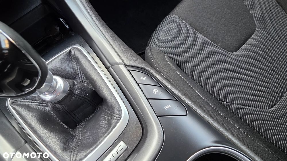 Ford Mondeo 2.0 TDCi Titanium - 19