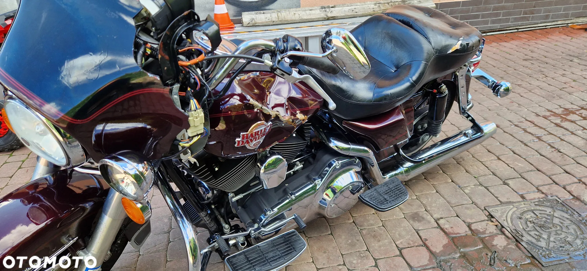 Harley-Davidson FLH Electra Glide - 11