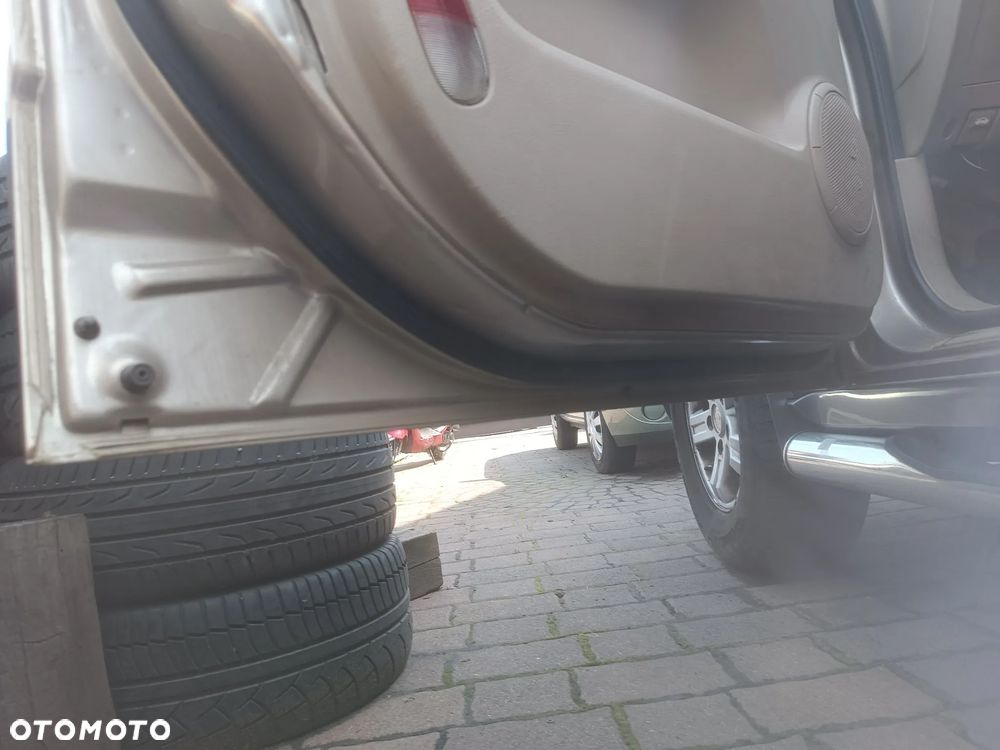 Kia Sorento I 1 drzwi lewy prawy przód tył szyba lusterko - samochód na części Częstochowa - 4