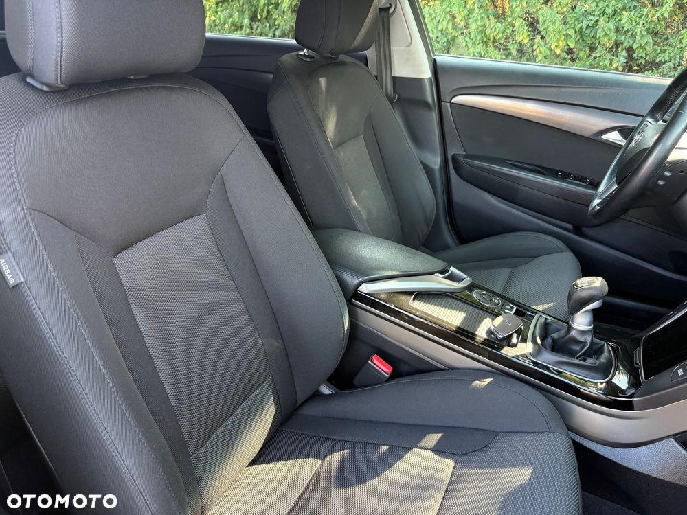 Hyundai i40 Kombi 2.0 Premium - 32