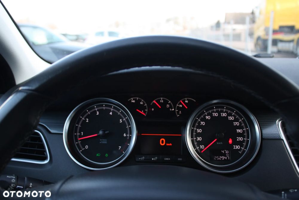 Peugeot 508 1.6 T Active - 25