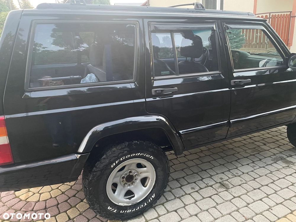 Jeep Cherokee 4.0 Limited - 5