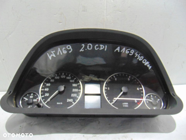 LICZNIK MERCEDES W169 A KLASA 2.0 CDI A1694400811