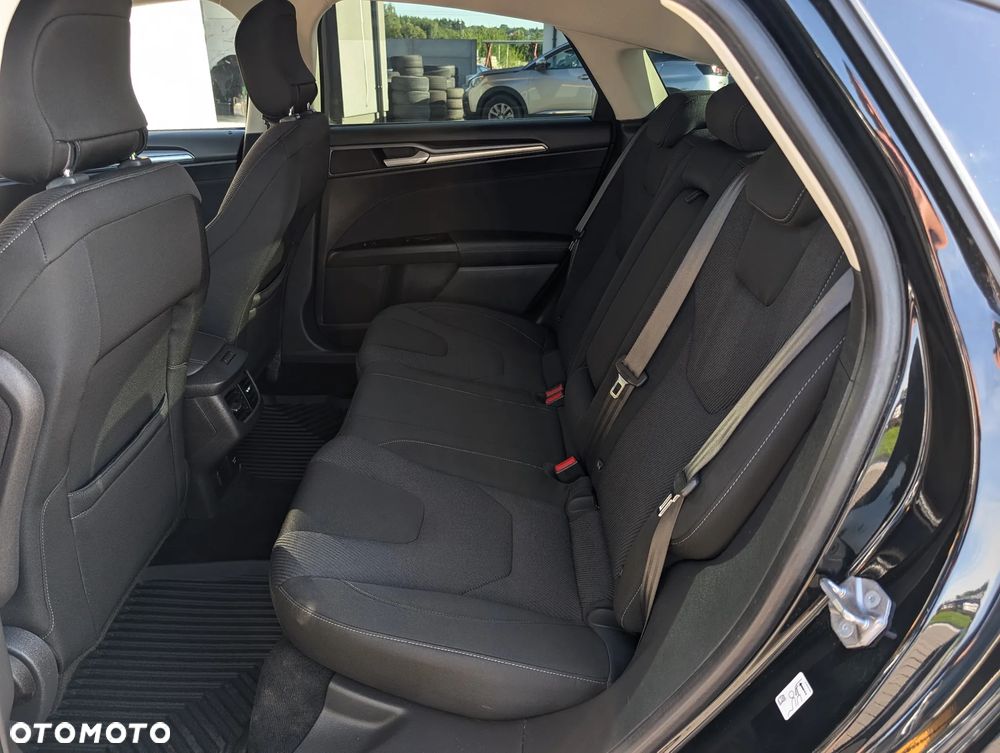 Ford Mondeo 2.0 TDCi Titanium - 37