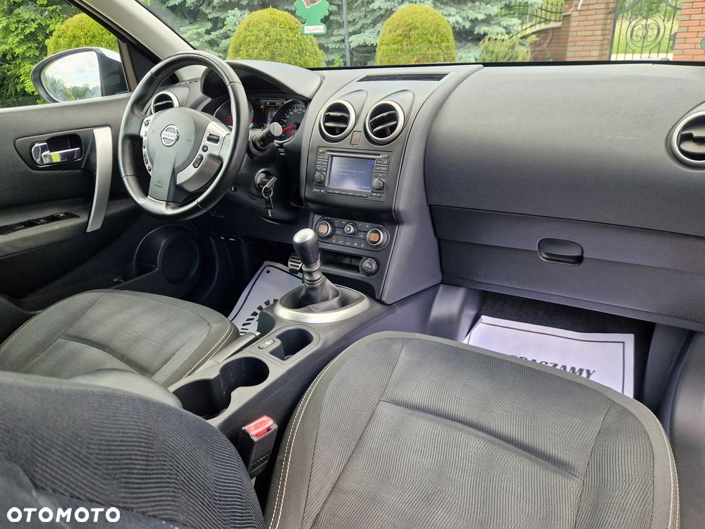 Nissan Qashqai 2.0 dCi DPF I-Way - 20