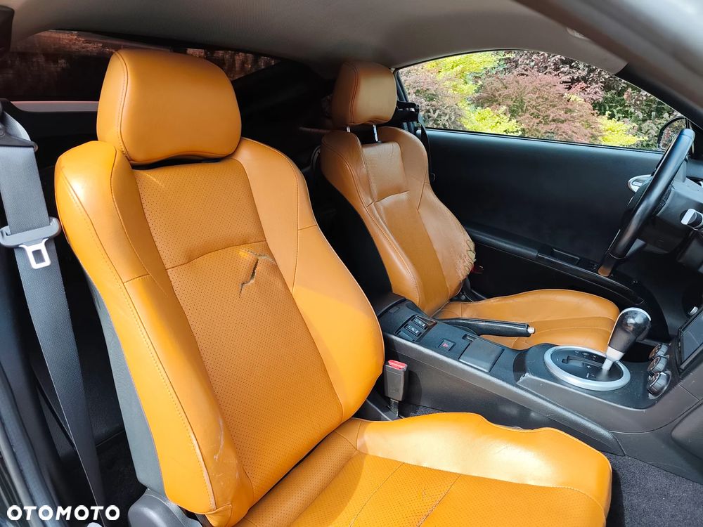 Nissan 350 Z - 13