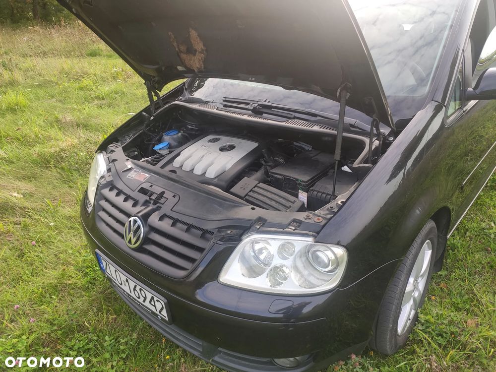 Volkswagen Touran - 6