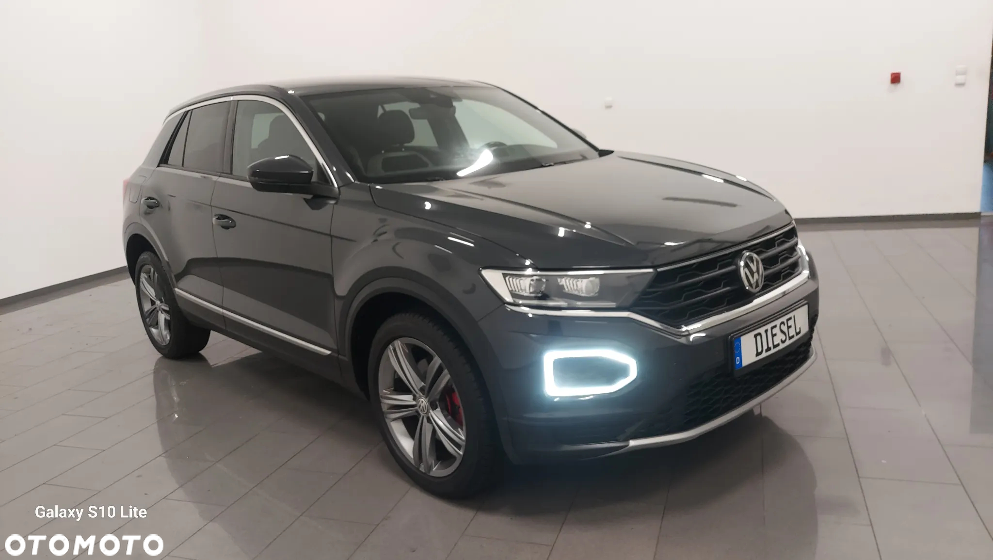Volkswagen T-Roc 2.0 TDI SCR DSG R-Line - 2