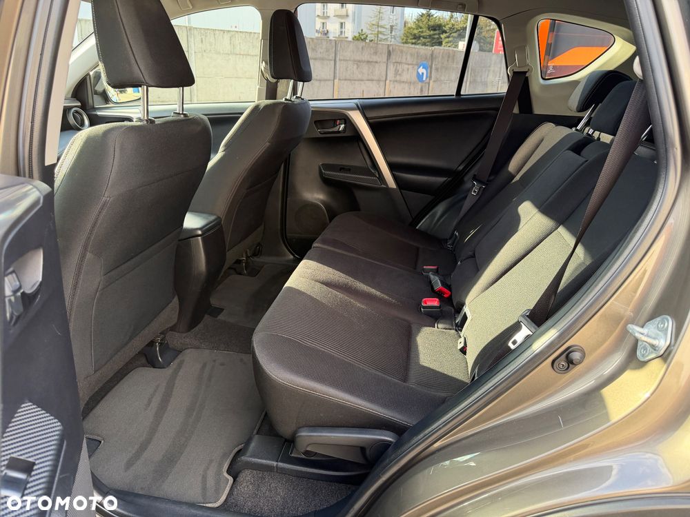 Toyota RAV4 2.0 D-4D Premium 4x2 - 11