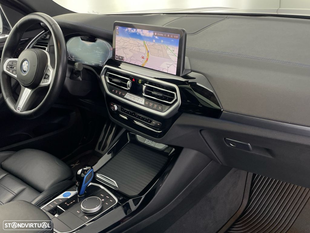 BMW iX3 M Sport Impressive - 24