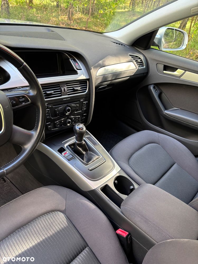 Audi A4 Limousine 1.8 TFSI Ambiente - 13