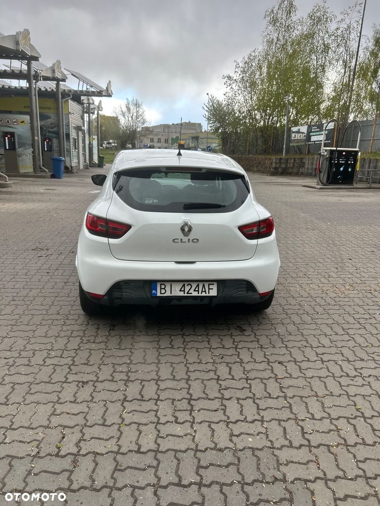 Renault Clio 1.2 16V Life - 3