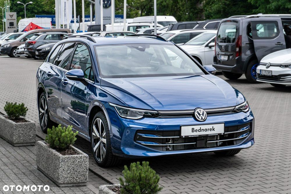 Volkswagen Golf - 5