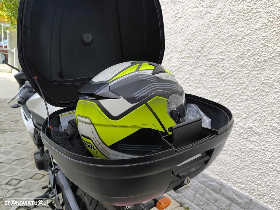 Yamaha Diversion XJ6 - 6